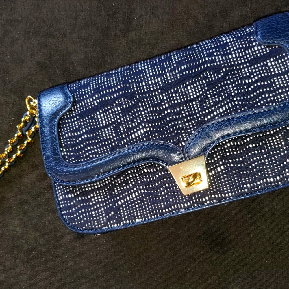 SOFIA THEALLET WRISTLET